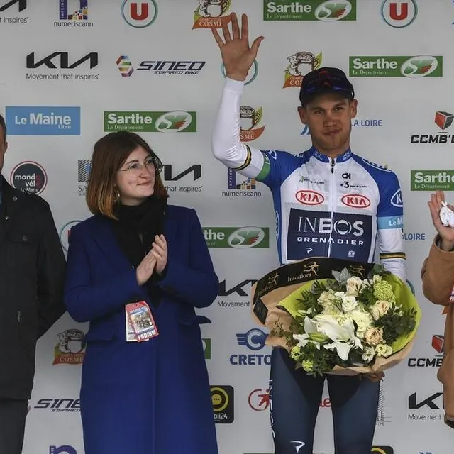 photo lucas plapp a remporté le maillot bleu.  ©  le maine libre – denis lambert