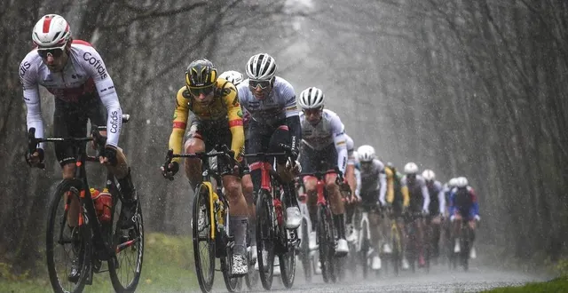 photo  la dernière étape est raccourcie en raison des conditions météo.  &copy;  le maine libre – denis lambert 