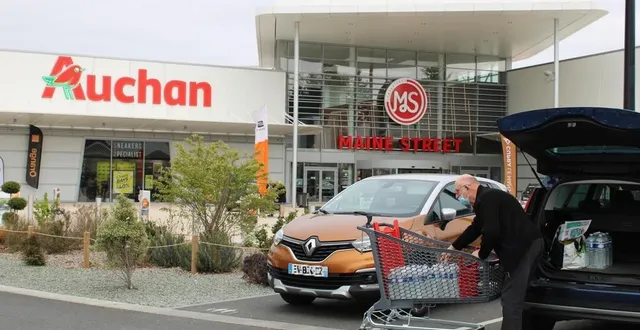 photo  un an après son ouverture, la zone commerciale maine street, à ruaudin (sarthe), s’impose progressivement.  &copy;  ouest-france 