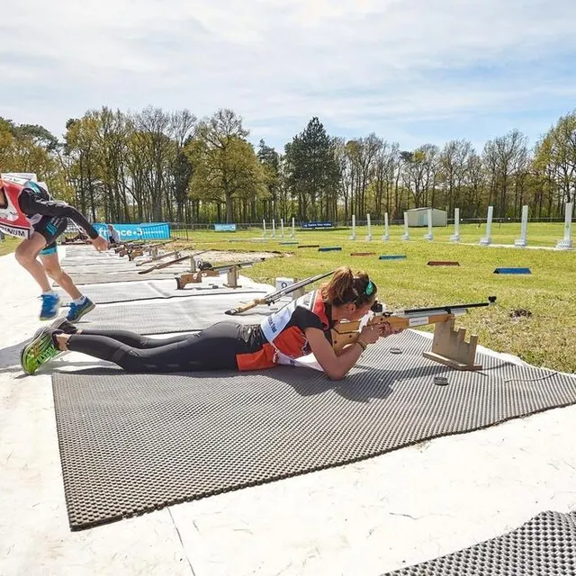 photo le biathlon de mansigné a accueilli plus de 400 coureurs. vincianne cussot, coureuse confirmée, s’y est tenté.  ©  dominique breugnot photographer