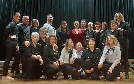 photo  la troupe musicale univers scène propose plusieurs concerts, salle courmesnil à loué.  &copy;  le maine libre 