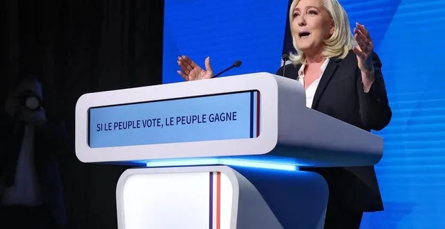 photo  marine le pen, lors de son discours au soir du premier tour de l’élection présidentielle, dimanche 10 avril 2022, à paris.  &copy;  thomas samson / afp 