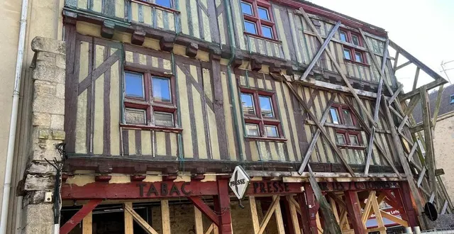 photo  les travaux de l’immeuble des sept colonnes à alençon, doivent durer vingt mois.  &copy;  ouest-france 