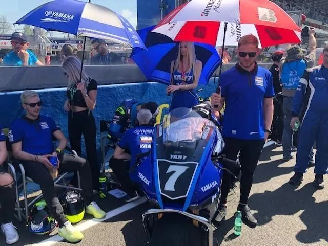 photo la yamaha du yart part en pole position.  ©  le maine libre