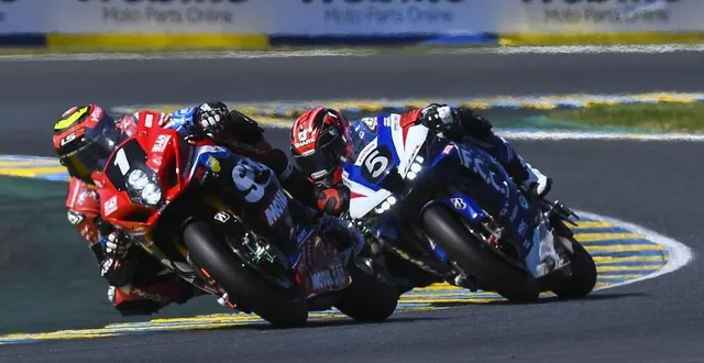 photo  une deuxième victoire consécutive au mans pour suzuki.  &copy;  denis lambert 