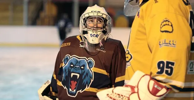 photo  lana dubé a conquis, à 16 ans, son premier titre de championne de france, avec les remparts de tours.  &copy;  co – benoit felace 