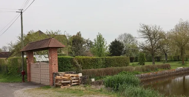 photo  en plus des kilos de drogues et de produits de coupes, trois armes ont été découvertes au domicile de la mère du suspect.  &copy;  ouest-france 