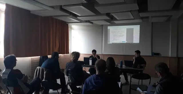 photo  qui nettoie si ce n’est toi ?, toujours plus mobilisés.  &copy;  le maine libre 