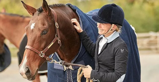 photo  eugénie danloux et zarmitan ont fait un podium, au boulerie jump.  &copy;  dominique breugnot 