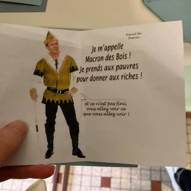 photo un bulletin portant la mention « macron des bois » a été glissé ans l’urne à angers, ce dimanche 24 avril.  ©  dr