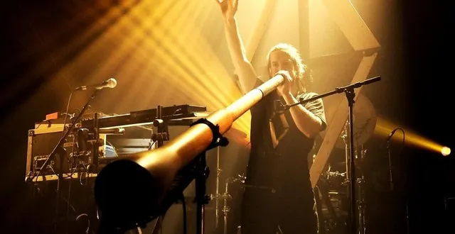 photo  le groupe raavni attend un public nombreux.  &copy;  makaroots via foksa 