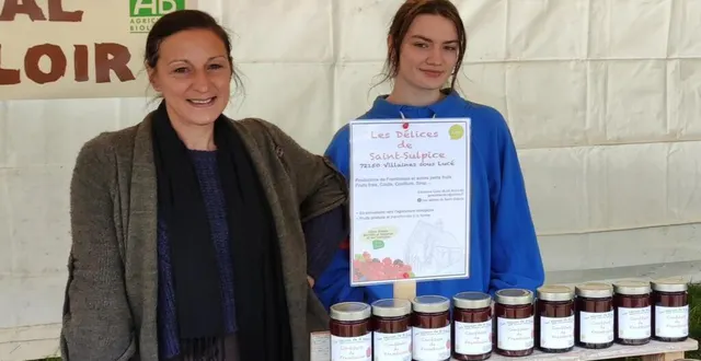 photo  géraldine et sa fille lila lors de la porte ouverte.  &copy;  le maine libre 