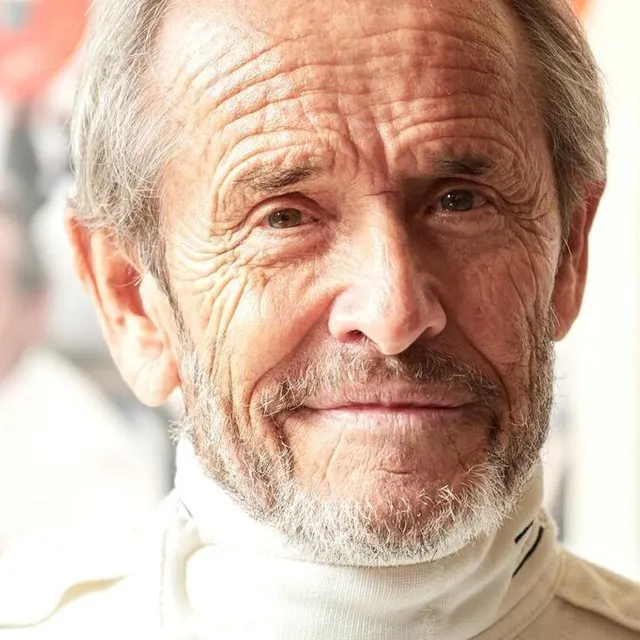 photo six fois vainqueur des 24 heures du mans, vice-champion de f1, vainqueur du paris dakar : un palmarès sans égal pour jacky ickx.  ©  dominique breugnot