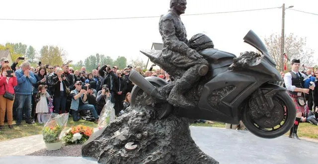 photo  la magnifique statue du mig trône maintenant sur un terrain acheté à orne habitat. ses amis espèrent rebaptiser l’endroit « square fabrice-miguet ».  &copy;  ouest-france 