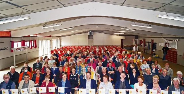 photo  120 personnes étaient présentes à l’assemblée générale présidée par claudine droullon.  &copy;  ouest-france 