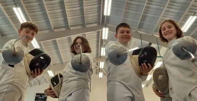 photo  ellie moreau, tristan letellier, eloïse busnot et ilan péniguel, quatre des cinq qualifiés aux france des m 15.  &copy;  ouest-france 