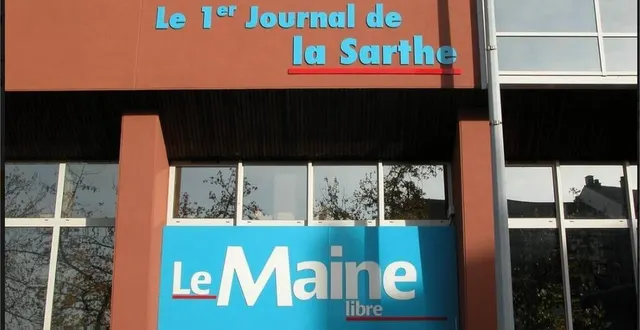 photo  le maine libre, place de l’éperon, au mans.  &copy;  le maine libre 