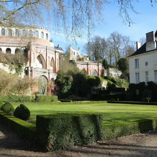 photo le jardin remarquable de poncé-sur-le-loir.  ©  dr