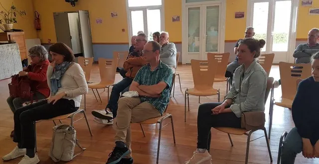 photo  des étudiants de l’école nationale supérieure de paysages de versailles à la rencontre des habitants.  &copy;  martine thimond 