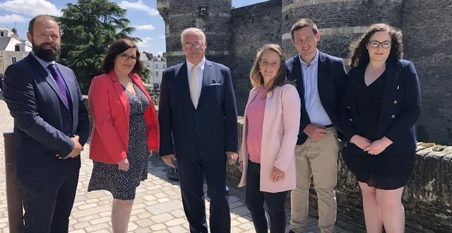 photo  le rassemblement national a présenté, ce samedi 7 mai, à angers (maine-et-loire) les sept candidats retenus pour les élections législatives de juin 2022.  &copy;  ouest-france 
