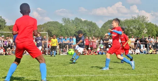 photo  le jeune malik a été l’un des artisans de la victoire de l’équipe 1 du sablé fc en finale de la catégorie u9, au tournoi du 8 mai, ce dimanche, à l’hippodrome de sablé-sur-sarthe.  &copy;  ouest-france 