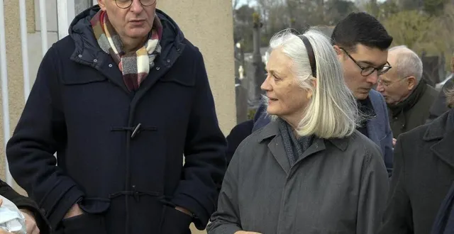 photo  marc joulaud et penelope fillon, ici en 2019 à sablé-sur-sarthe.?  &copy;  archives le maine libre – yvon loué 
