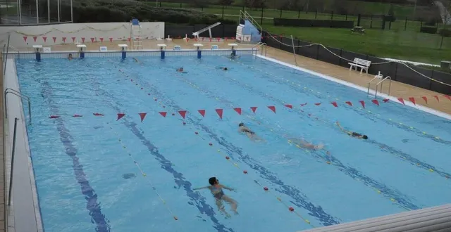 photo  le centre aquatique du pays sabolien vient d’annoncer de nouveaux horaires d’ouverture.  &copy;  archives le maine libre 