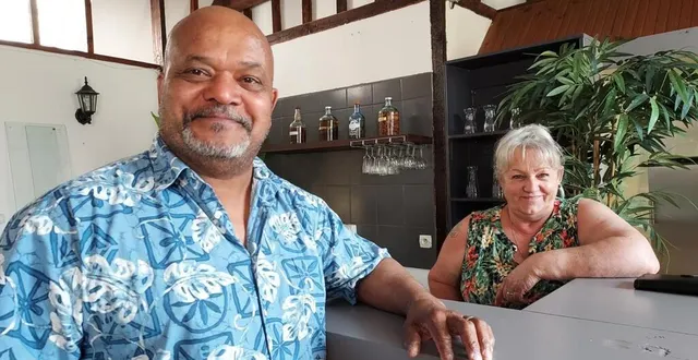 photo  mario et huguette sont (presque prêts) pour l’ouverture.  &copy;  ouest-france 