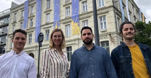 photo  angers, le 12 mai 2022. la nouvelle directrice de l’hôtel d’anjou carole jouan entouré des artistes matthieu boucheron et achille ménard et du chef kévin bougard.  &copy;  co 