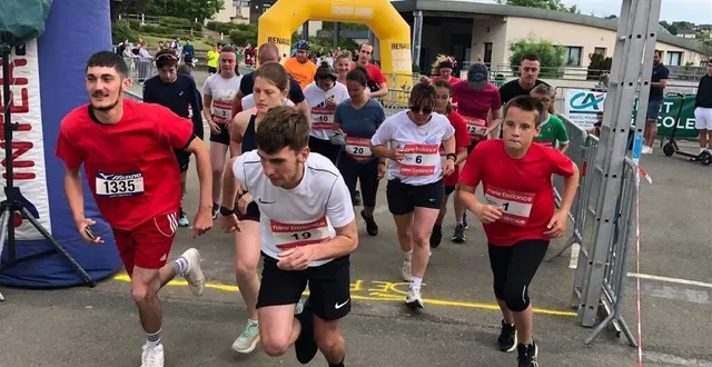 photo  tout au long de la matinée, les coureurs de tous niveaux et tous âges ont participé à différentes courses.  &copy;  ouest-france 