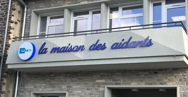 photo  la devanture de la maison des aidants, 6-8 place charleston à flers.  &copy;  ouest-france 