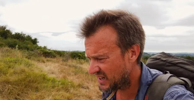 photo  en plein désarroi familial et professionnel, laurent granier s’est lancé sur le chemin de compostelle avec une caméra. le baroudeur manceau sort un film qui raconte ce pèlerinage à cœur ouvert. une marche salvatrice.  &copy;  laurent granier 