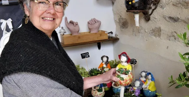 photo  anne geaix présente ses oyas, destinés à l’arrosage des plantes.  &copy;  ouest-france 
