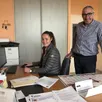 photo éléa braux, 23 ans, assure le remplacement de la secrétaire de mairie de saint-aubin-d’appenai. « c’est un poste pivot », estime le maire, christophe jehannin.