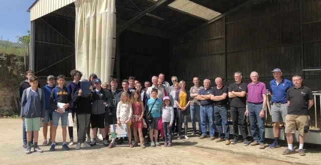 photo  une vingtaine d’enfants ont participé au jugement du bétail.  &copy;  le maine libre 