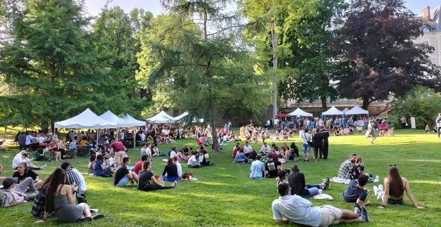 photo  2 800 personnes ont profité du week-end musical dans le parc de tessé.  &copy;  le maine libre 