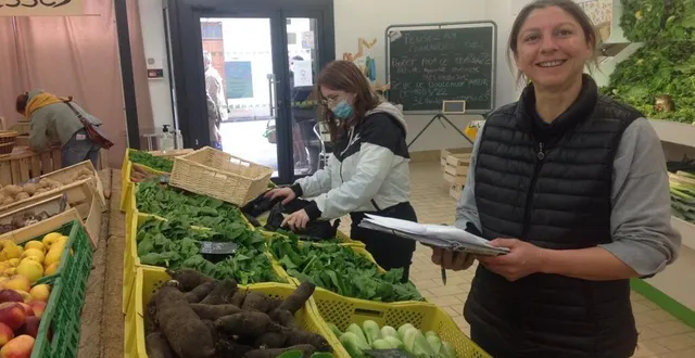 photo  sandra vallon, maraîchère, est à l’origine des bios du loir.  &copy;  maine libre 