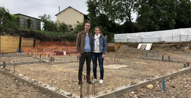 photo  eudes lambert, kinésithérapeute, et son épouse hélène lambert, sophrologue, font construire un cabinet paramédical, avenue de la 2e d.-b. à argentan.  &copy;  ouest-france 