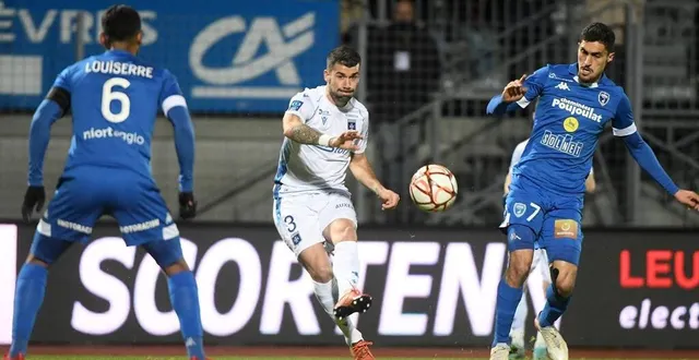 photo  quentin bernard a décroché, avec l’aj auxerre, la montée en ligue 1, à l’issue du barrage retour contre saint-etienne.  &copy;  co – marie delage 