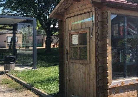 photo  un complément pratique à la bibliothèque.  &copy;  le maine libre 