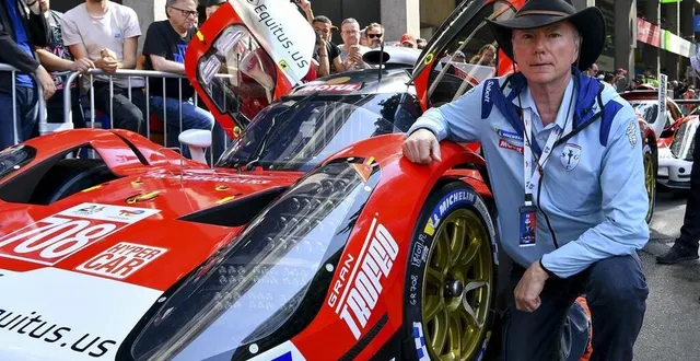 photo  jim glickenhaus découvre le pesage en public au mans ce samedi 4 juin 2022, « un moment fort en émotion » pour le milliardaire américain dont les deux voitures disputent la course en hypercar face à toyota et alpine.  &copy;  le maine libre – yvon loue 