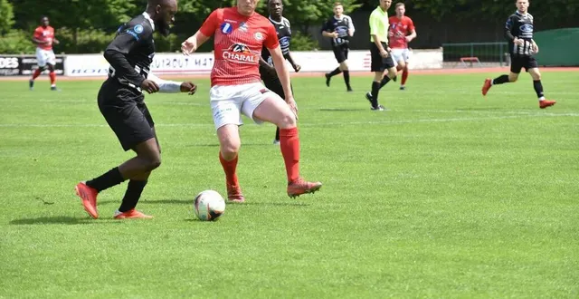 photo  le flérien gardil au duel avec naud.  &copy;  joseph thouin 