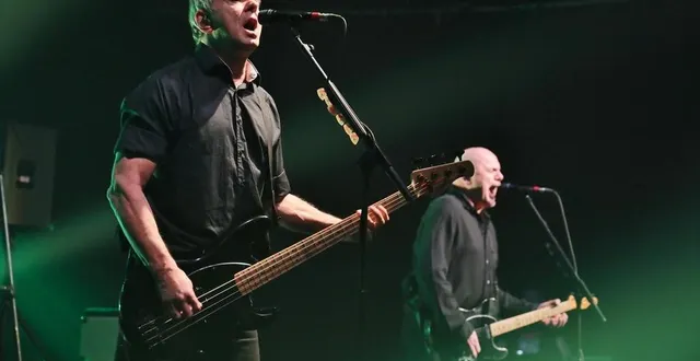 photo  jean-jacques « jj » burnel et baz warne, figures de proue des mythiques stranglers étaient passés à l’oasis le 22 novembre 2019. ils reviennent ce samedi soir, sur la scène des 24 heures, avec un nouvel album, « dark matters ».  &copy;  ouest-france 