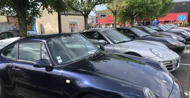 photo  près de 150 porsche exposées aux r’hunaudières.  &copy;  ouest-france 