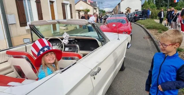 photo  un des aspects les plus appréciés de l’après-midi  a été la possibilité pour sarah de monter à bord d'une voiture de légende.  &copy;  ouest-france 