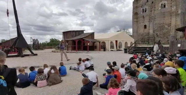 photo  une visite très riche composée d’ateliers et de démonstrations.  &copy;  école jules-ferry 
