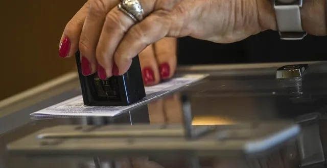 photo  le taux de participation à midi ce dimanche 12 juin, lors de ce premier tour des législatives, est en légère hausse en maine-et-loire par rapport à 2017.  &copy;  photo d’illustration le maine libre - denis lambert 