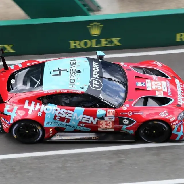 photo tft gagne de nouveau avec son aston martin.  ©  ouest-france