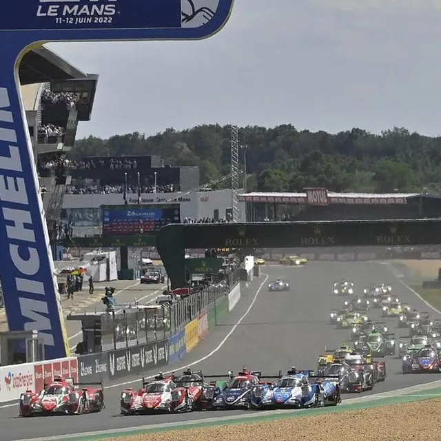 photo il est 16 h ce samedi, la course est lancée !  ©  jerome fouquet/ouest-france