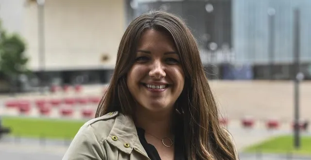 photo  julie delpech arrive en tête dans la 1re circonscription  &copy;  denis lambert 